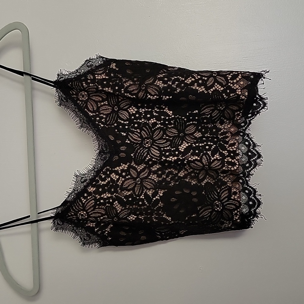 BKE Essentials (Buckle) Scalloped Lace Brami